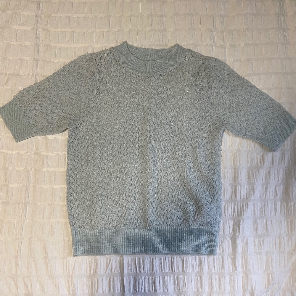 Jacqueline de Yong Knit Short Sleeve Sweater in Light Blue, Size Medium